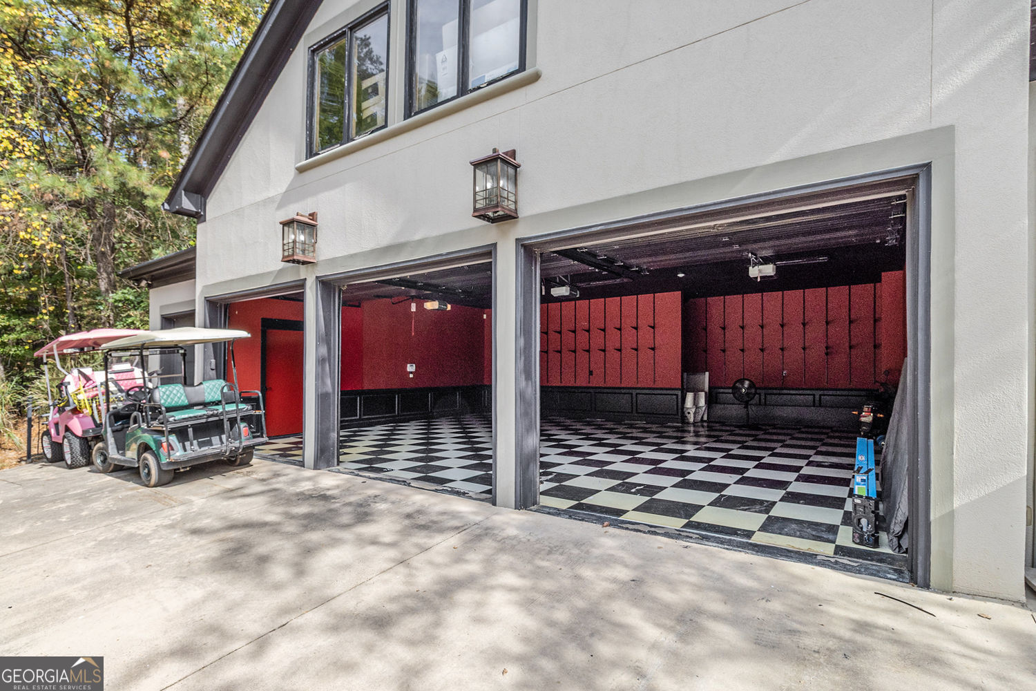 COUNTRY CLUB/SOUTH POD I - Residential