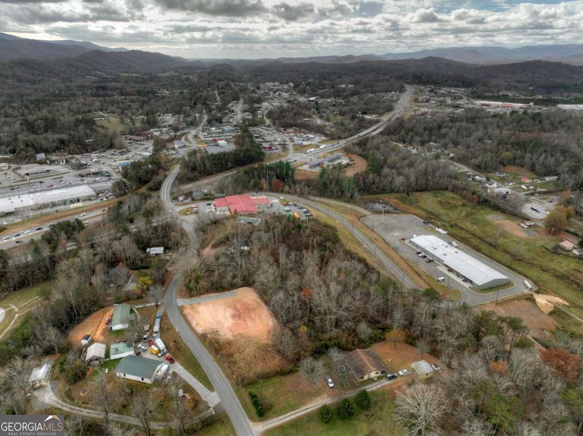 834&856 Windy Ridge RD