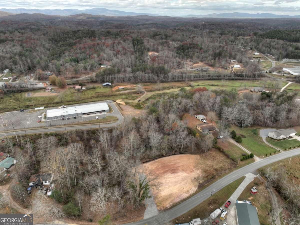 834&856 Windy Ridge RD