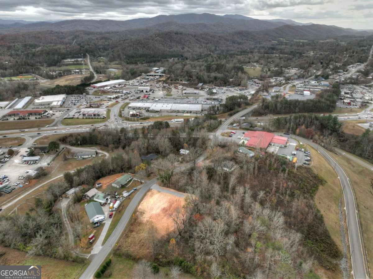 834&856 Windy Ridge RD