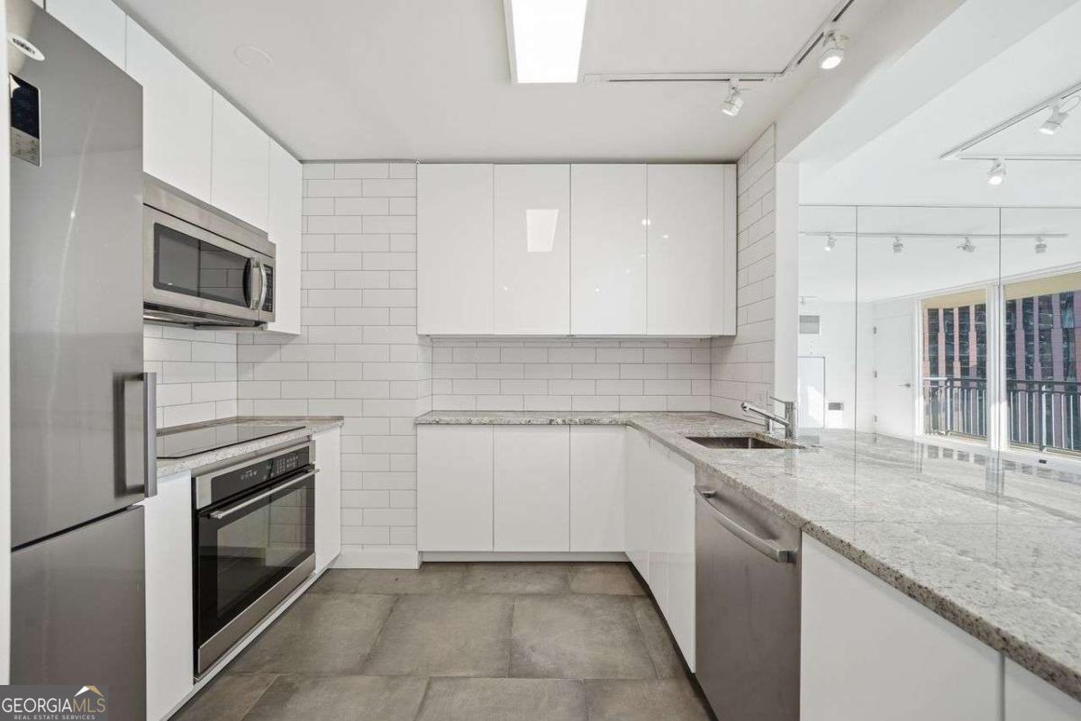 Windsor Over Peachtree - Residential