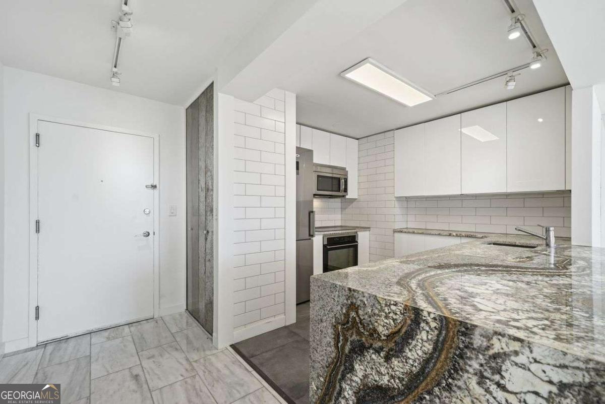 Windsor Over Peachtree - Residential