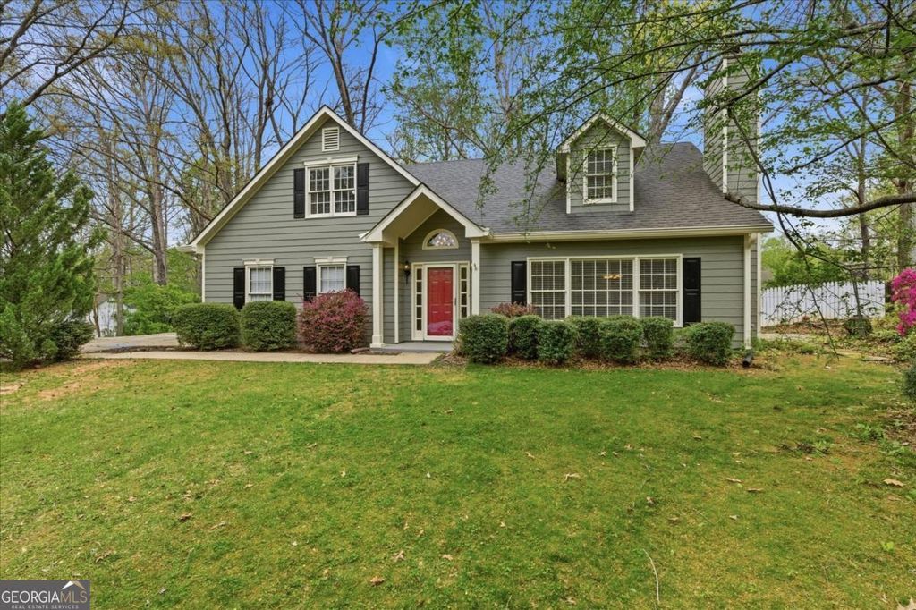 Photo of 139 Stanbrough Drive, Dallas, GA 30157 (MLS # 10723035)