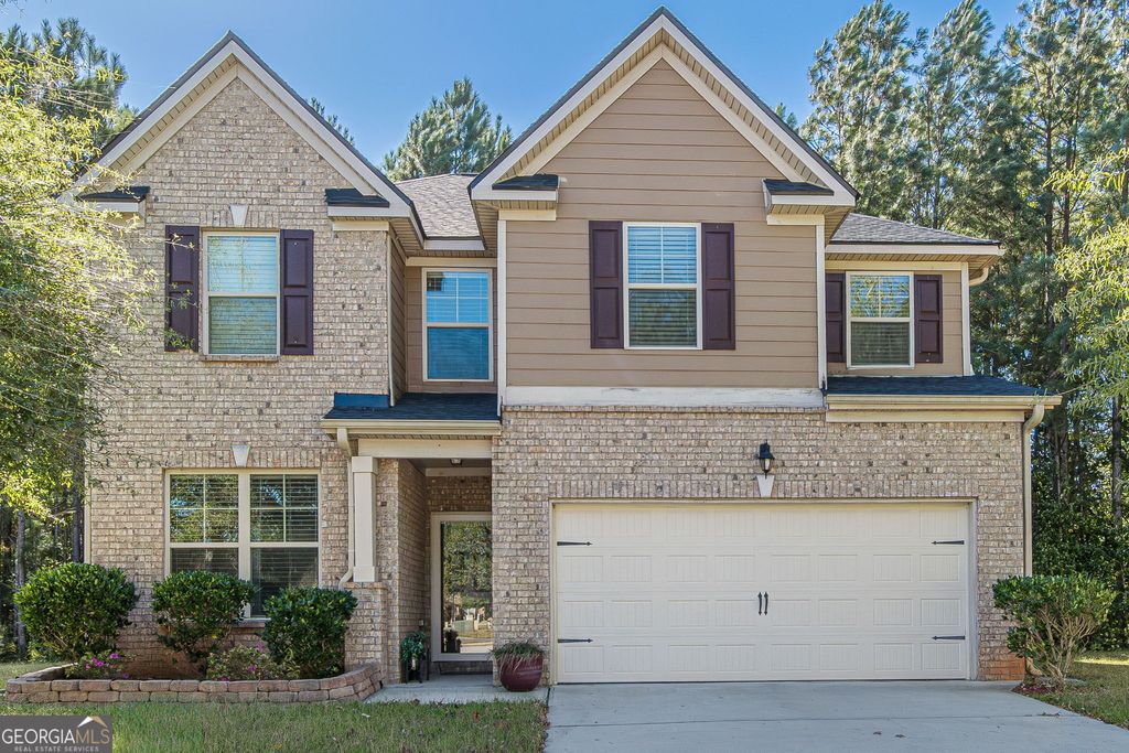Photo of 550 Offaly Lane, Atlanta, GA 30349 (MLS # 10625806)