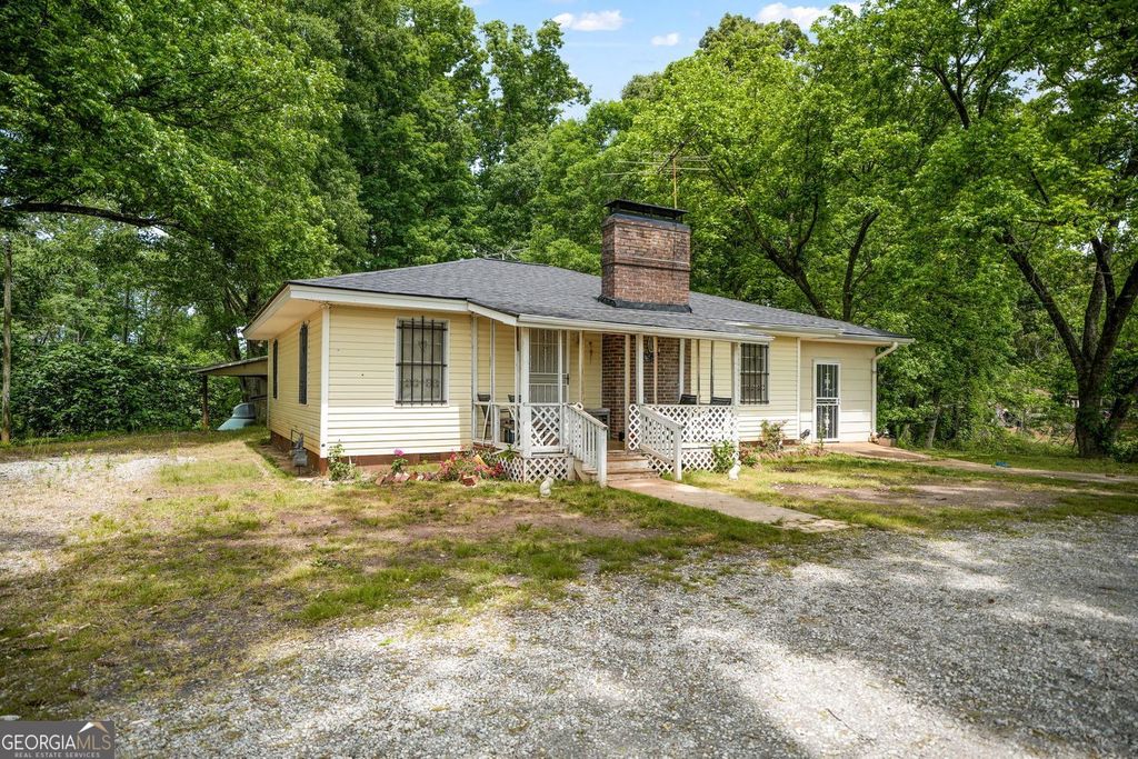 Photo of 3911 Blackstock Road, Talmo, GA 30575 (MLS # 10756366)