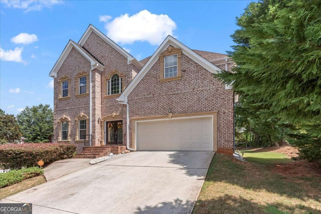 Photo of 3113 Brians Creek Drive SE, Conyers, GA 30013 (MLS # 10657362)