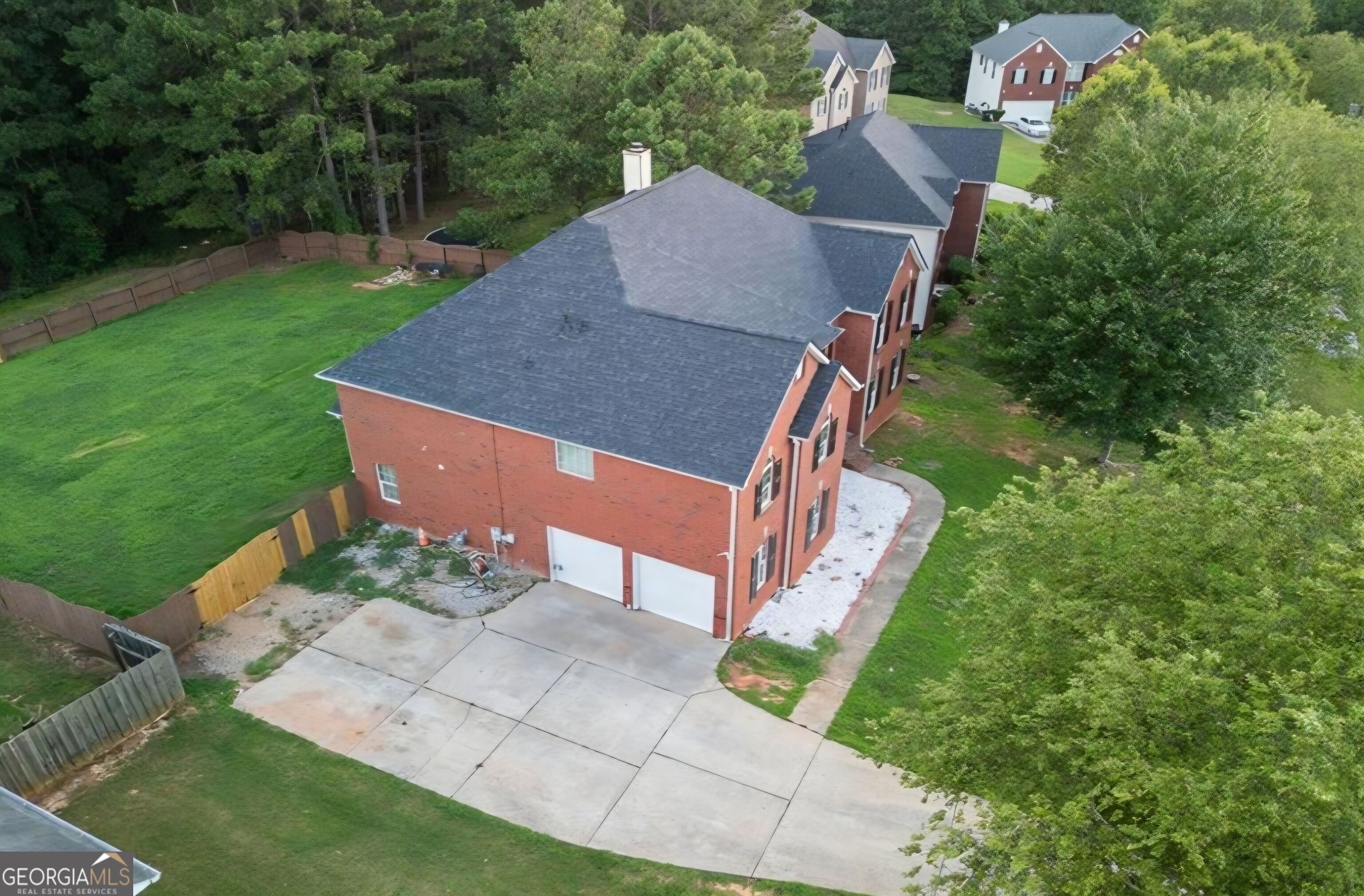10208 Hemlock WAY