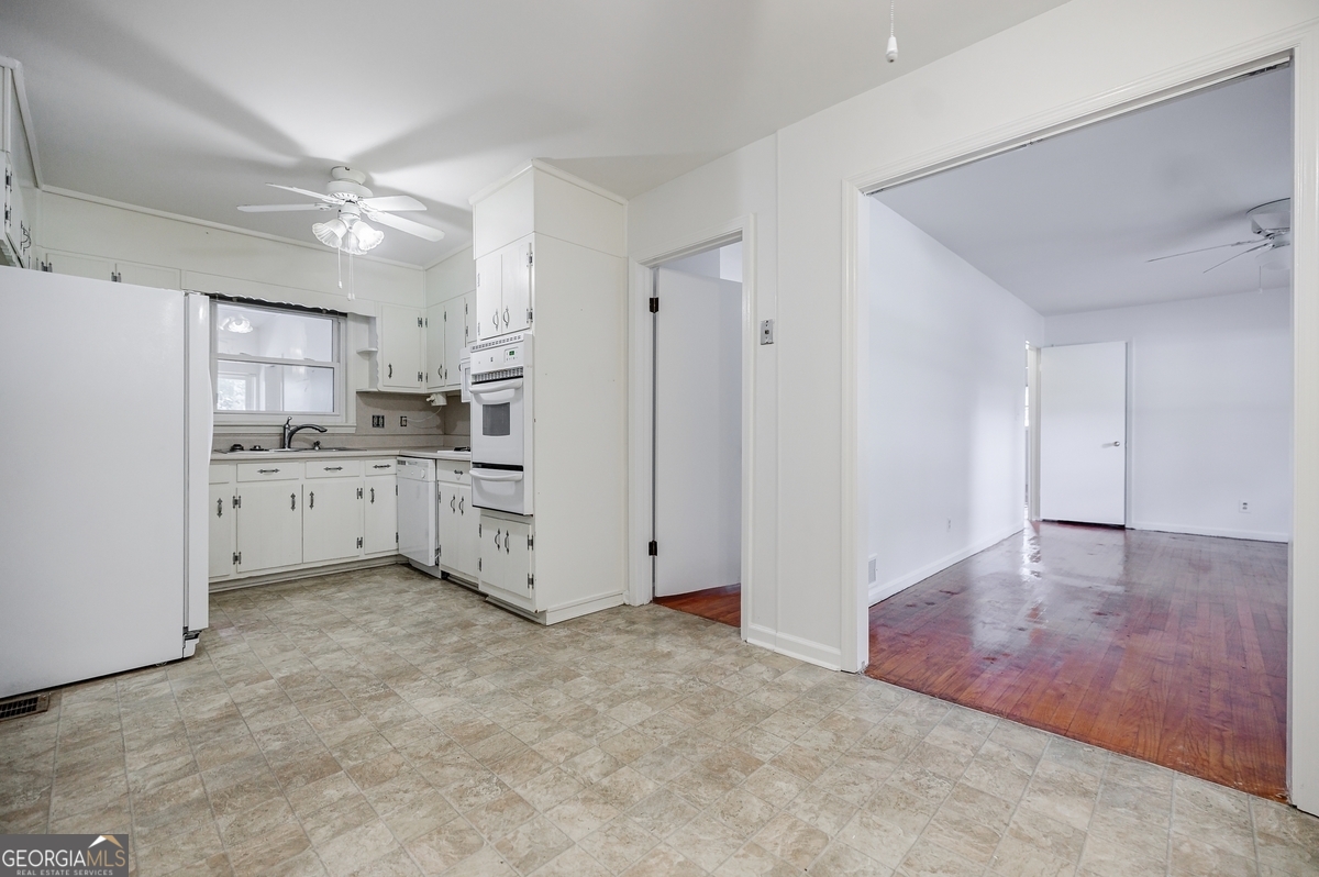 3690 Herren DR SW
