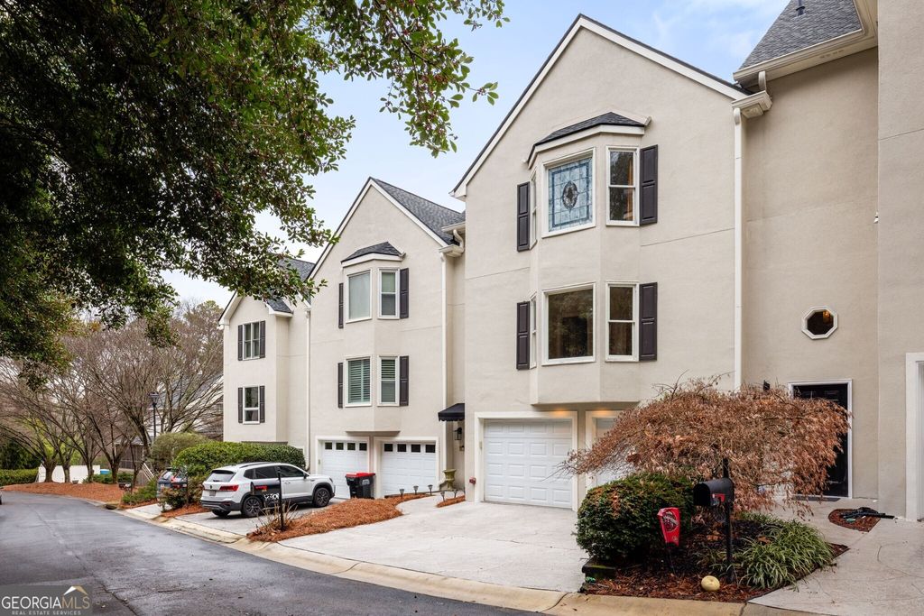 Photo of 206 Cameron Place SE, Atlanta, GA 30339 (MLS # 10680555)