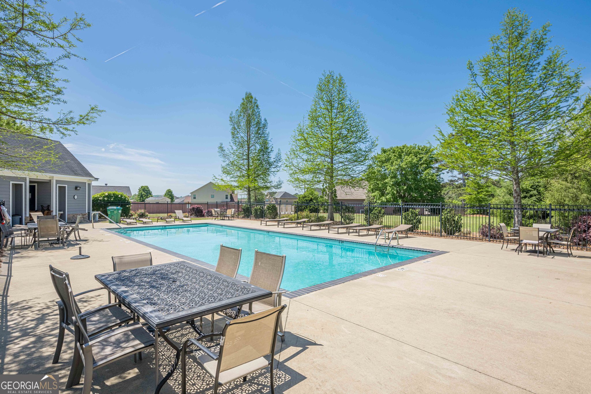 Canton, Georgia 30115, United States, 6 Bedrooms Bedrooms, ,4 BathroomsBathrooms,Residential,Active,117066