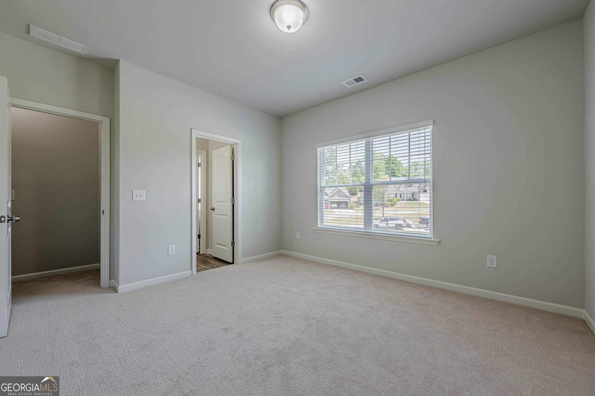 Canton, Georgia 30115, United States, 6 Bedrooms Bedrooms, ,4 BathroomsBathrooms,Residential,Active,117066