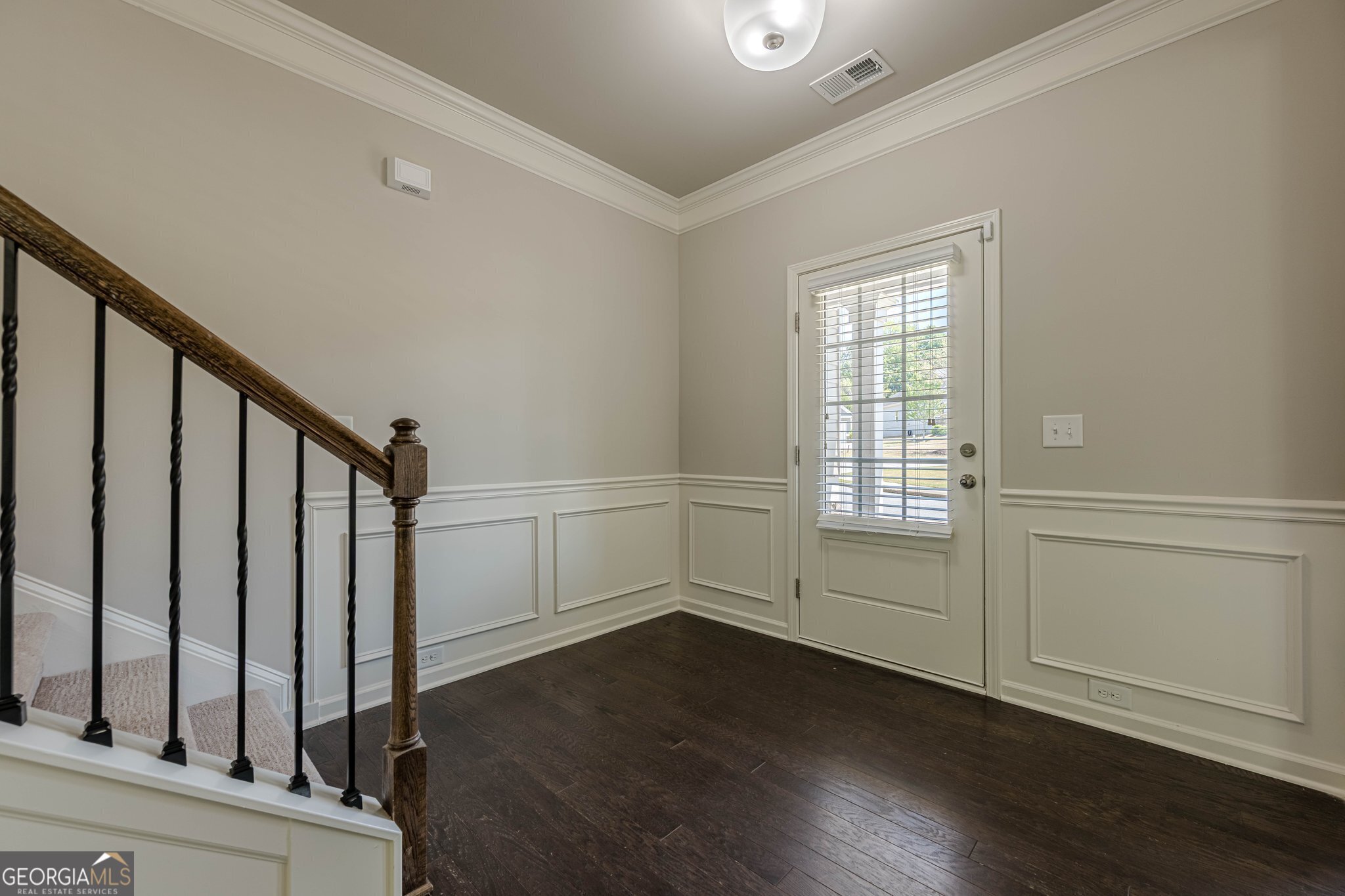 Canton, Georgia 30115, United States, 6 Bedrooms Bedrooms, ,4 BathroomsBathrooms,Residential,Active,117066