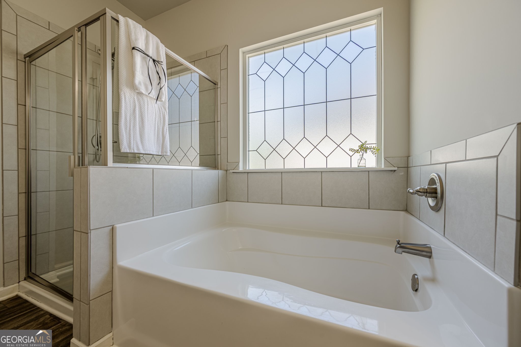 Canton, Georgia 30115, United States, 6 Bedrooms Bedrooms, ,4 BathroomsBathrooms,Residential,Active,117066