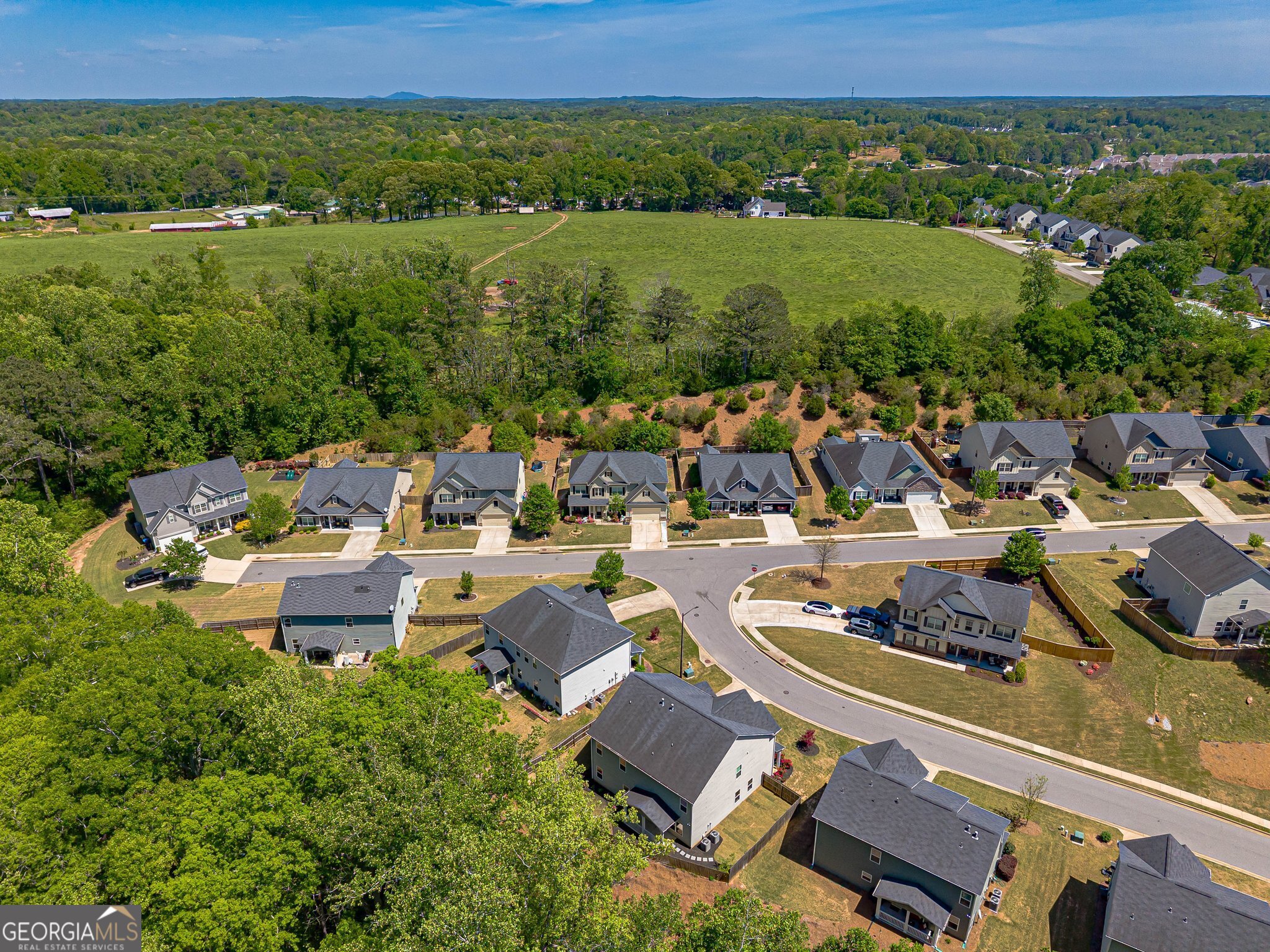 Canton, Georgia 30115, United States, 6 Bedrooms Bedrooms, ,4 BathroomsBathrooms,Residential,Active,117066