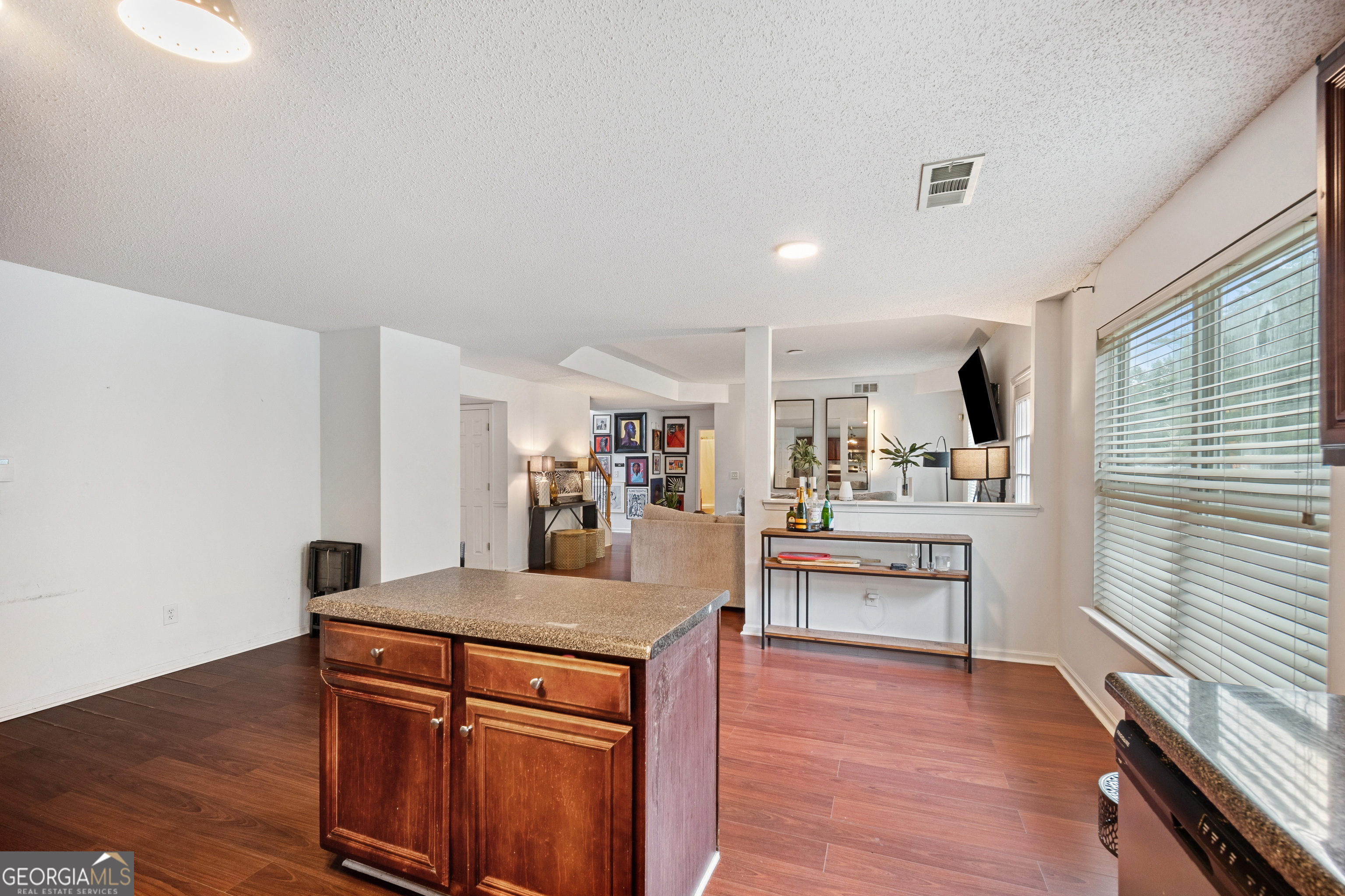 Amhurst - Residential