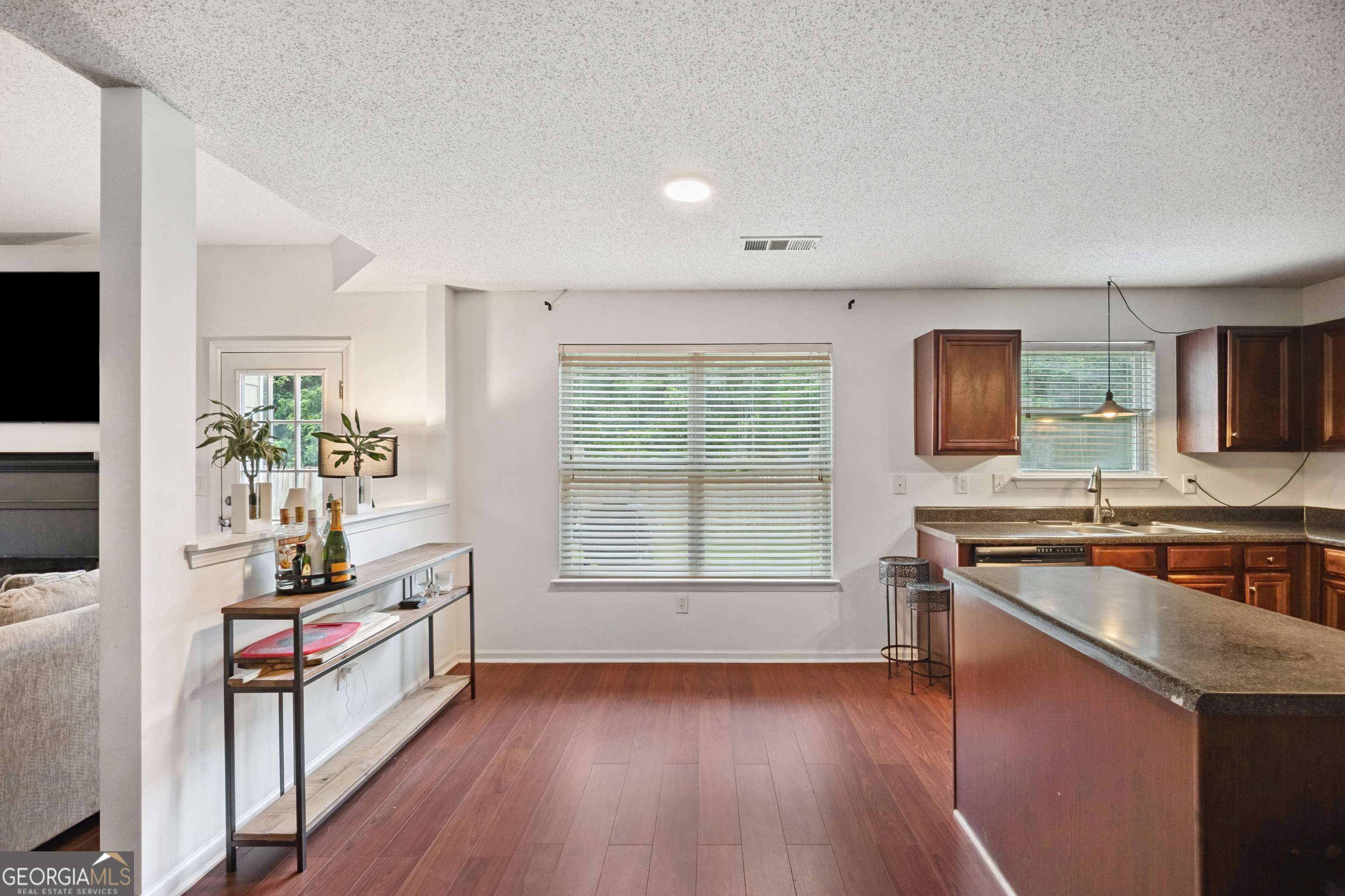 Amhurst - Residential