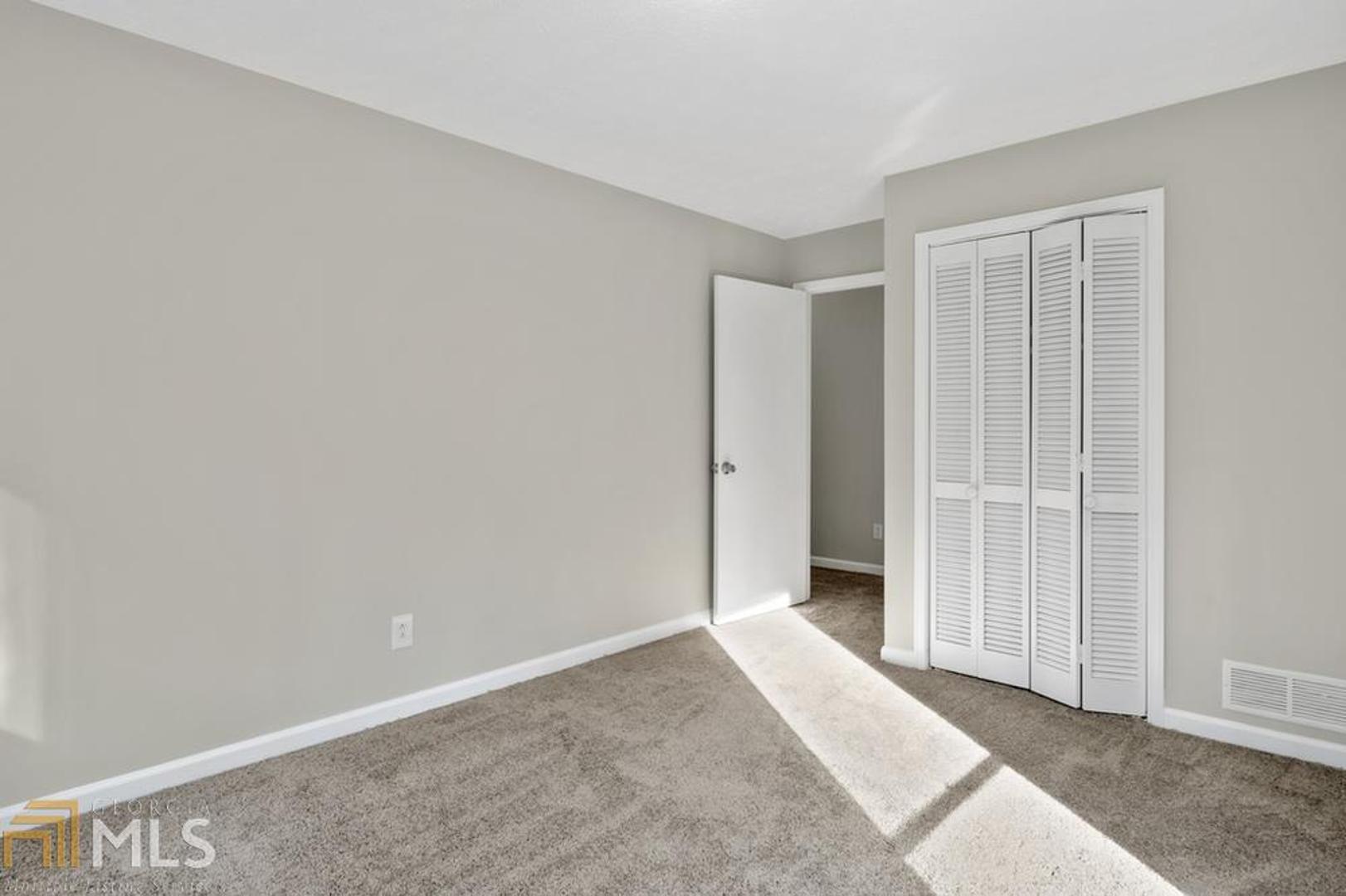 Mill Creek Forest - Residential