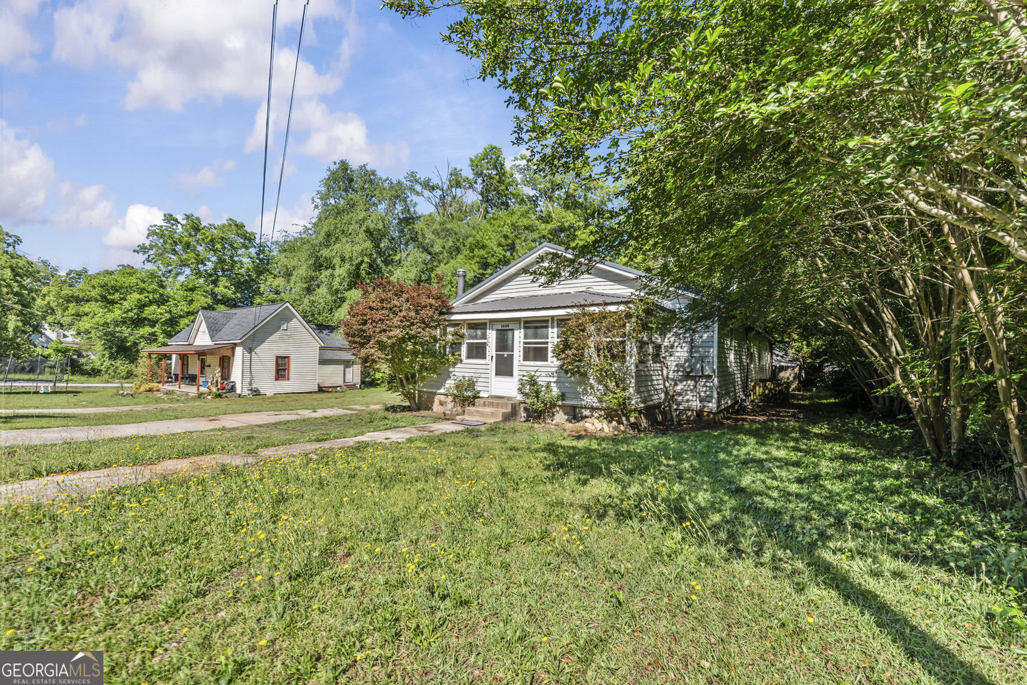 108 Hilliard ST