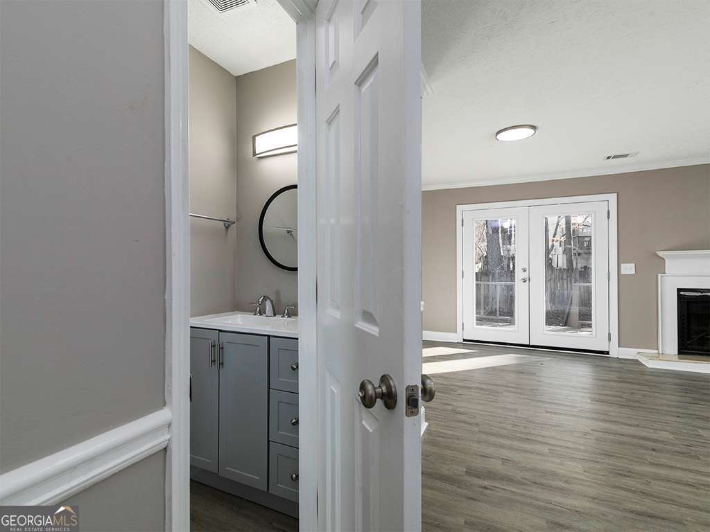 Pleasant Oaks Townhomes - Residential