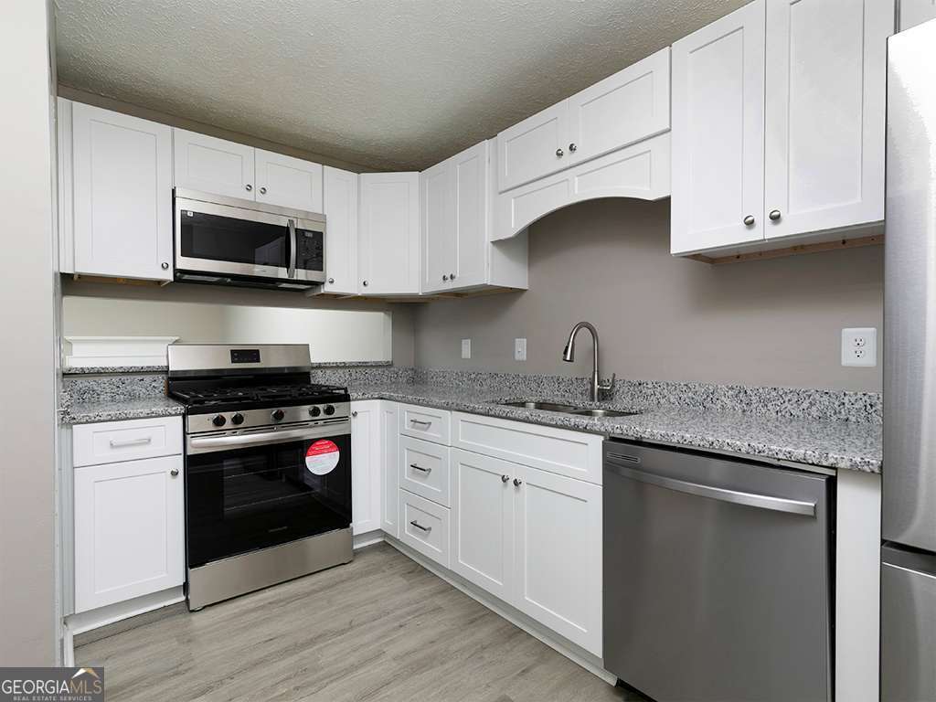 Pleasant Oaks Townhomes - Residential
