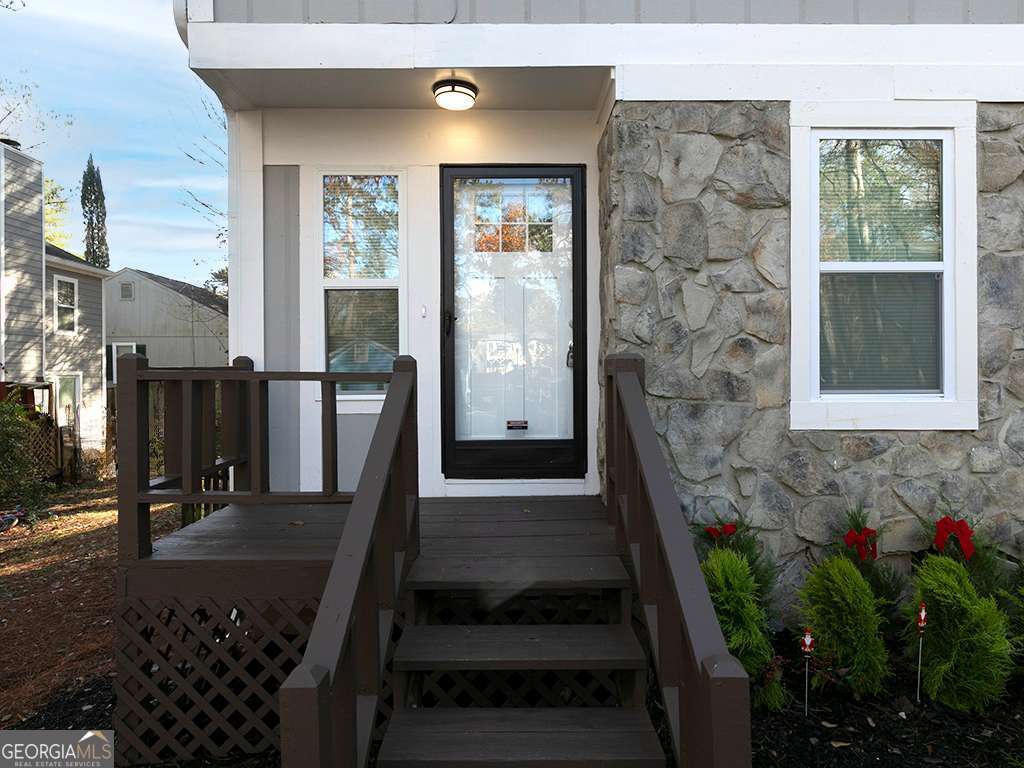 Pleasant Oaks Townhomes - Residential