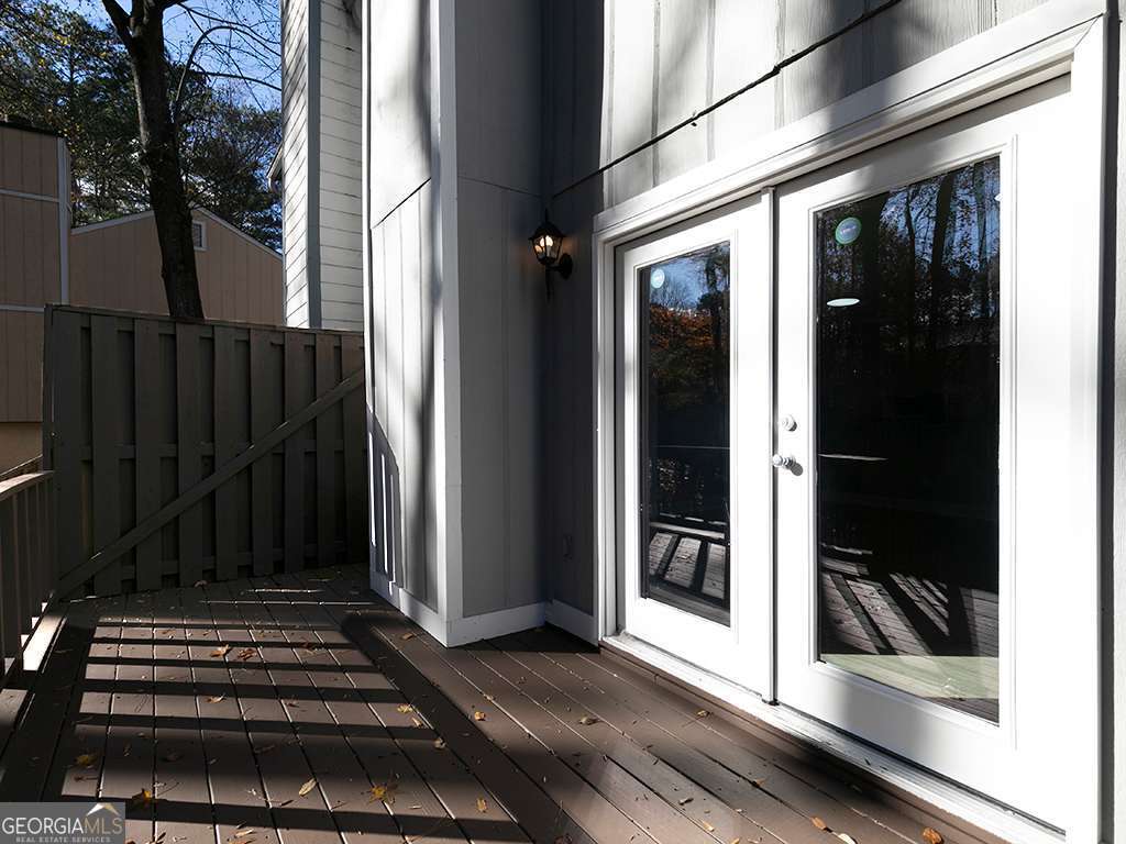 Pleasant Oaks Townhomes - Residential