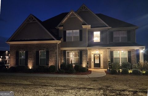 Photo of 300 Woolwich Court, Mcdonough, GA 30252 (MLS # 10655941)