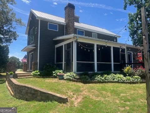 135 Horseshoe TRL Commerce GA 30529