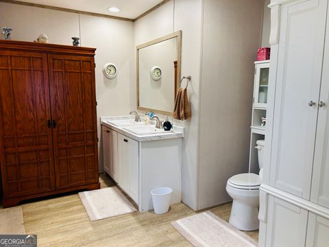 A home in Mount Airy