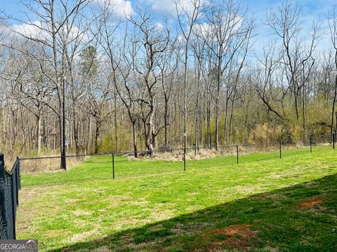 A home in Mount Airy