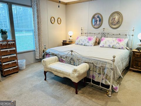A home in Mount Airy
