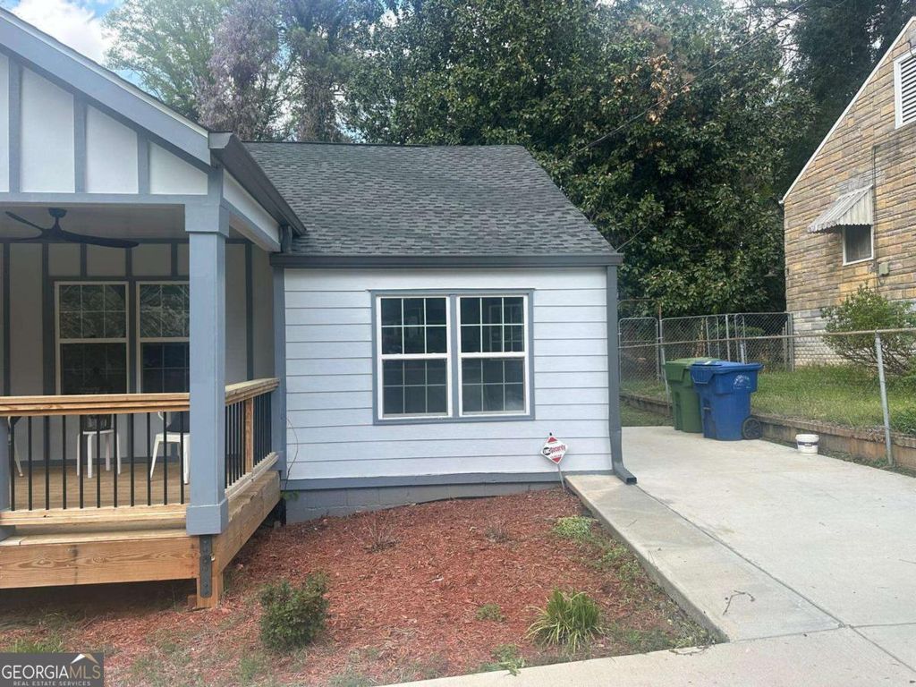 Photo of 1841 Bayberry Drive SW, Atlanta, GA 30311 (MLS # 10684243)