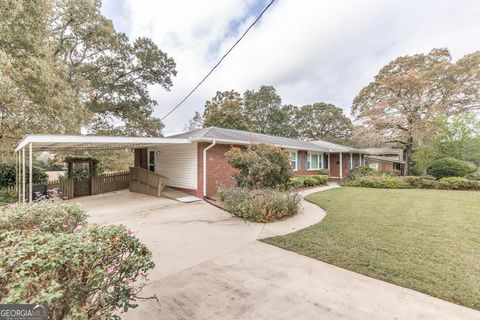 A home in Warner Robins