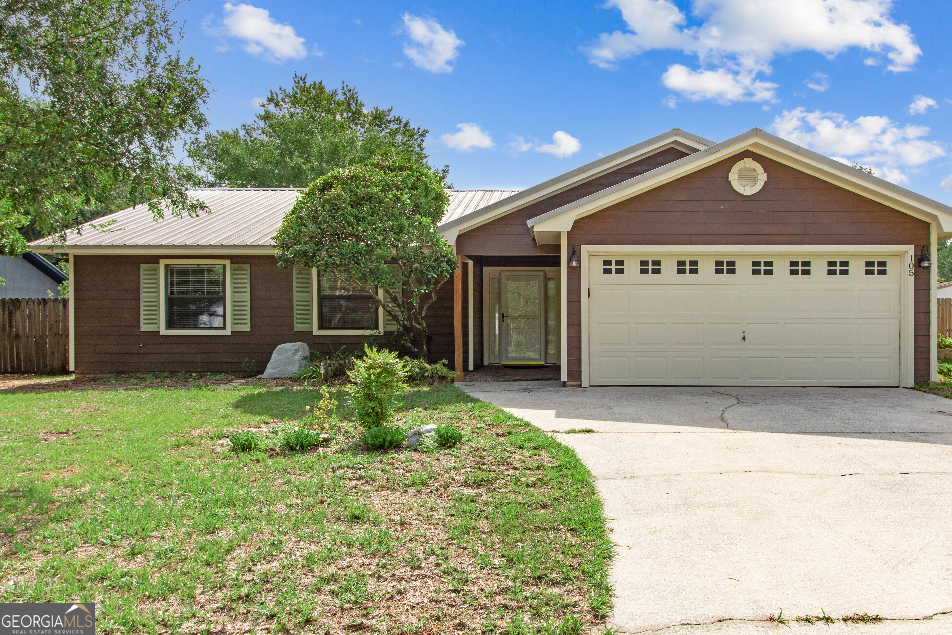 105 N Green Acres CT