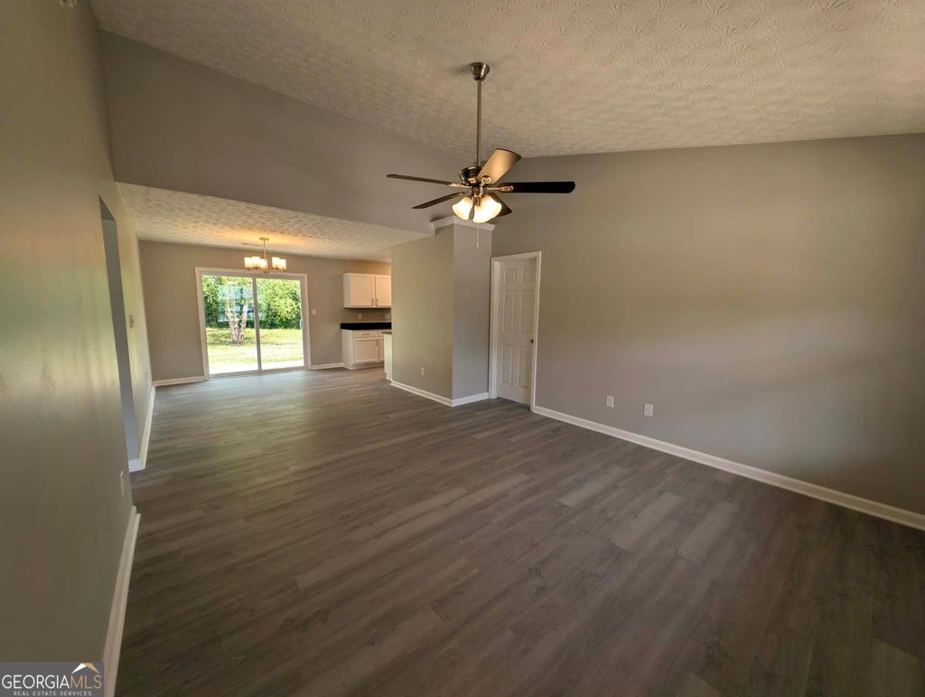 Photo of 154 Crystal Brook, Griffin, GA 30223 (MLS # 10736288)