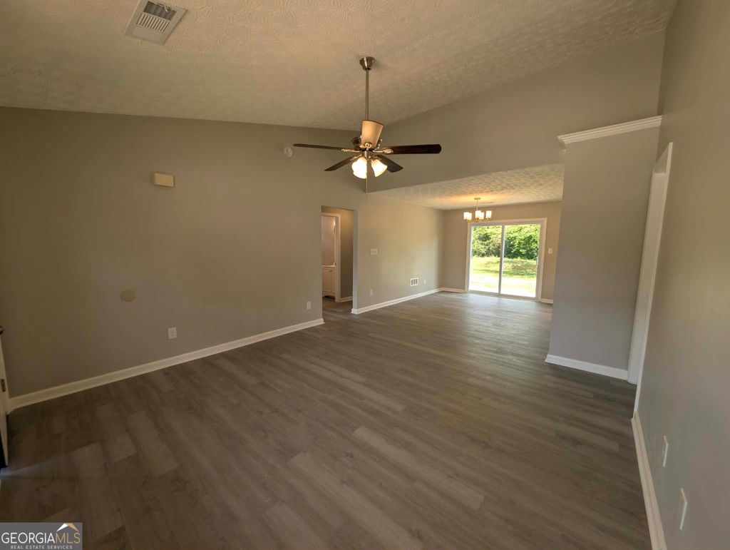 Photo of 154 Crystal Brook, Griffin, GA 30223 (MLS # 10736288)