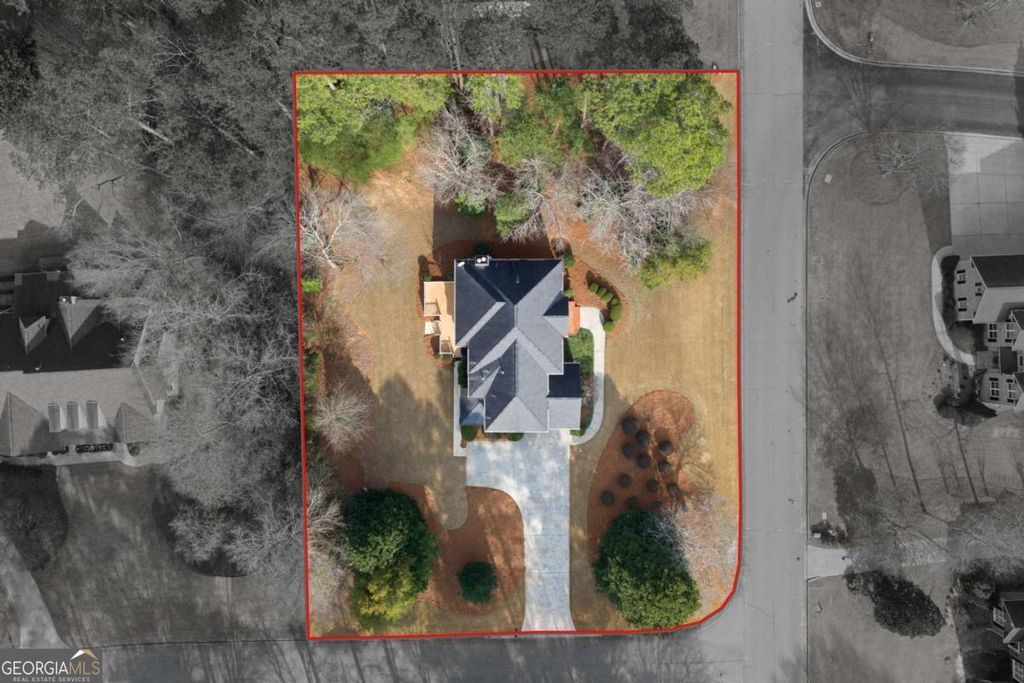 Photo of 1700 Canterbury Pointe SE, Conyers, GA 30013 (MLS # 10674133)