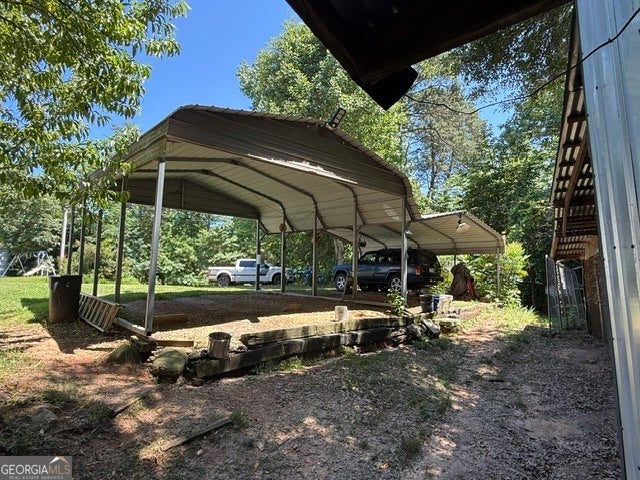 721 Glenn Ferry RD