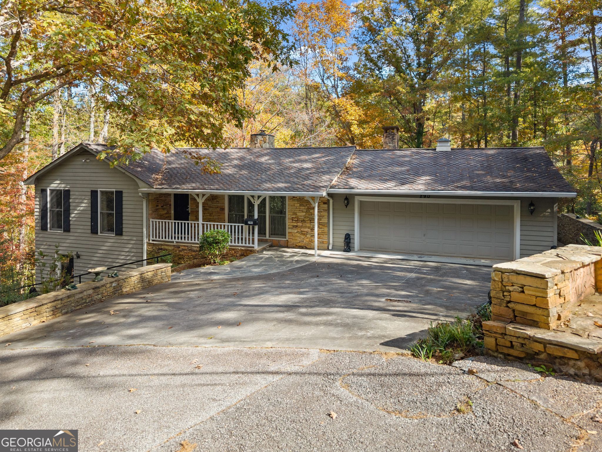 290 Waterfall DR