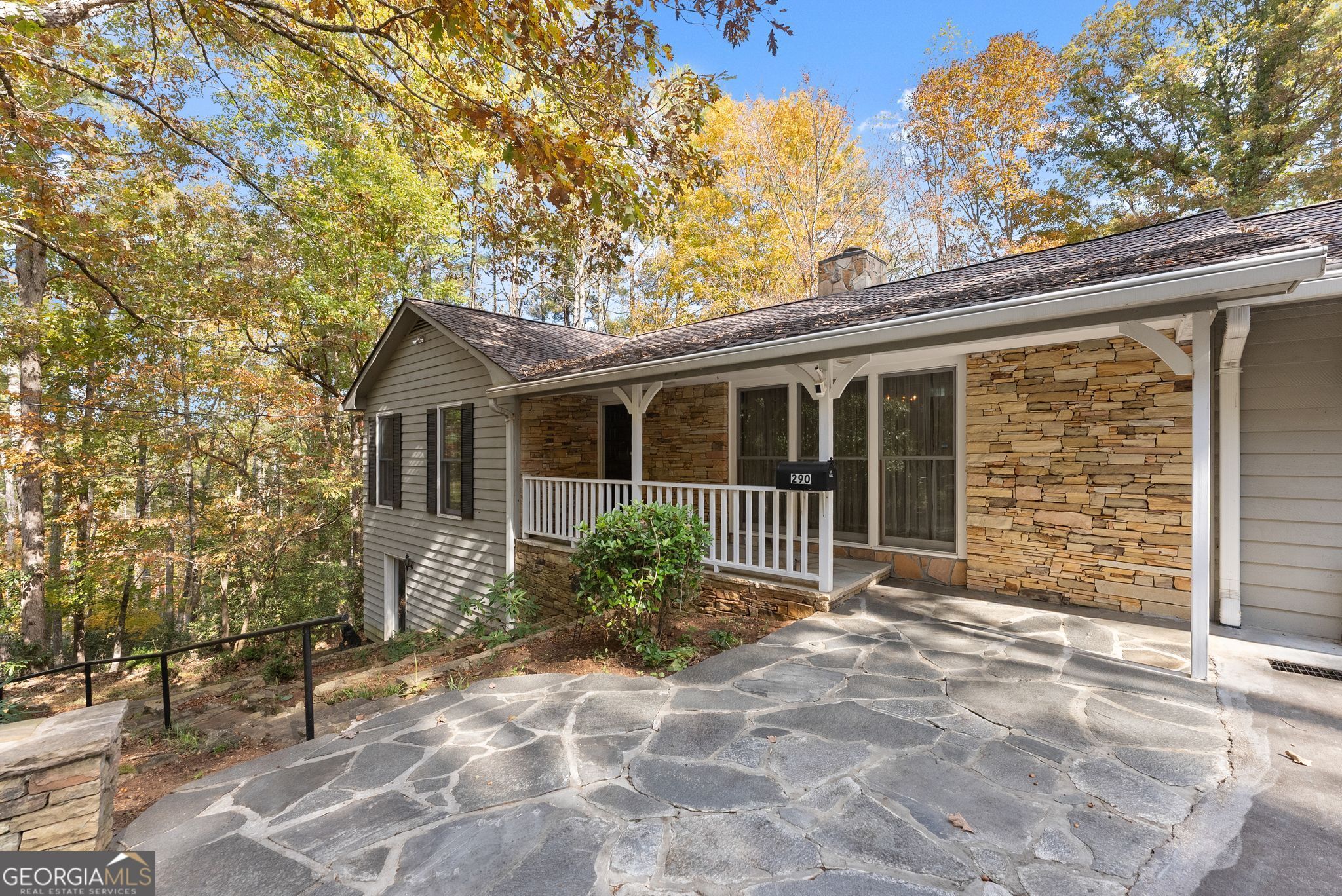 290 Waterfall DR