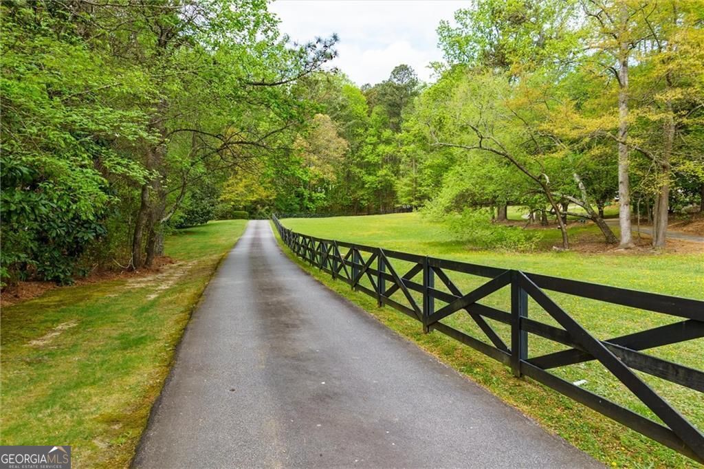 2755 Mack Dobbs RD