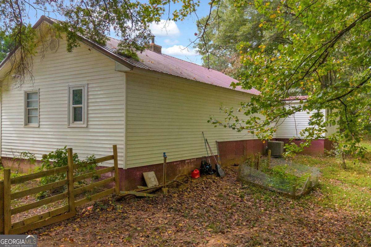 2695 Brays Lake RD