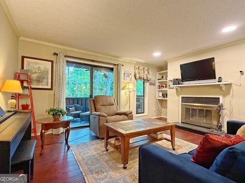 1508 Woodcliff DR Sandy Springs GA 30350