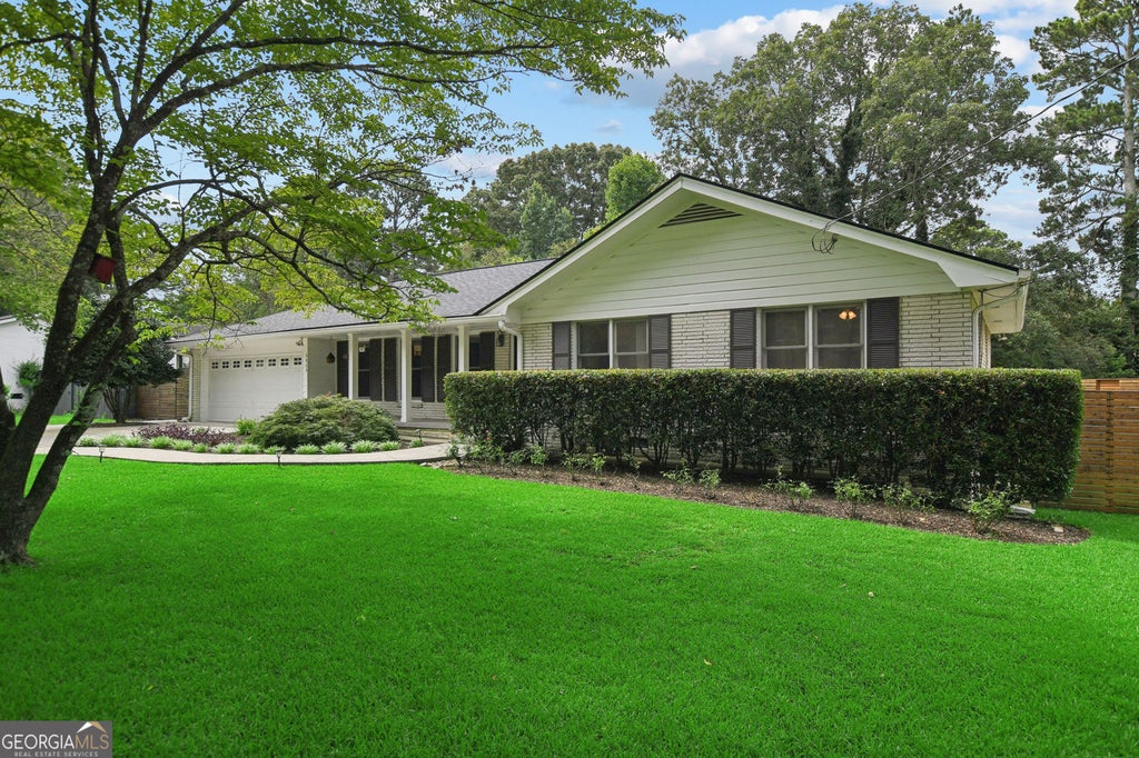 Photo of 3929 Gladney Drive, Atlanta, GA 30345 (MLS # 10810657)