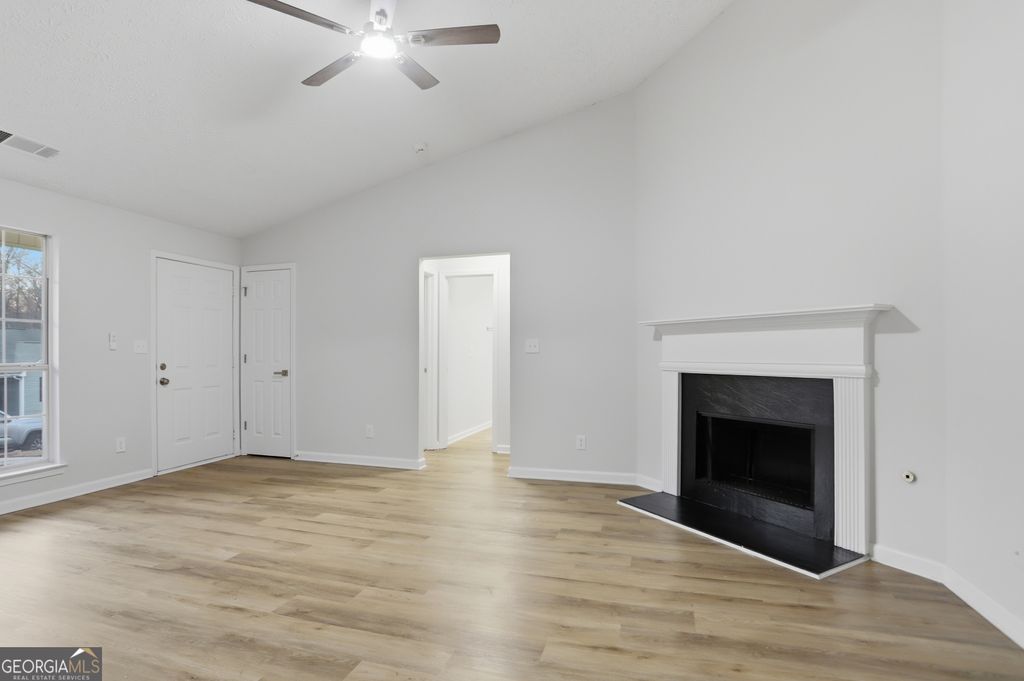 Photo of 5798 Creekside Drive, Rex, GA 30273 (MLS # 10691554)