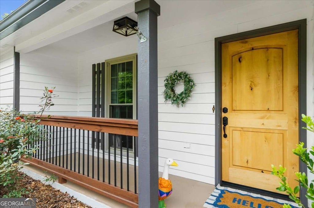 Photo of 330 Monivea Lane, Roswell, GA 30075 (MLS # 10881519)