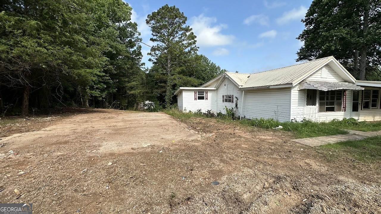 1565 County Road 61