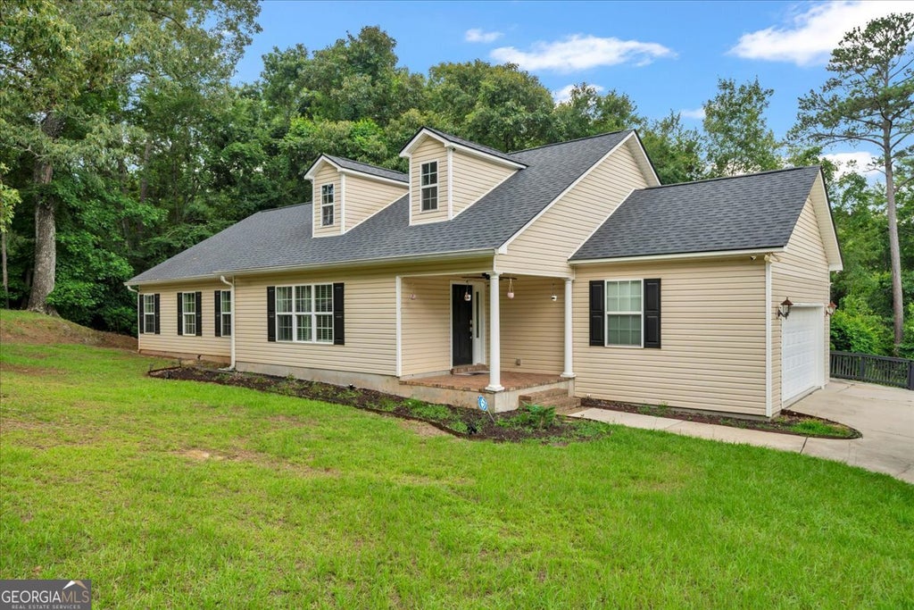 Photo of 222 Blue Ridge Lane, Warner Robins, GA 31088 (MLS # 10780853)