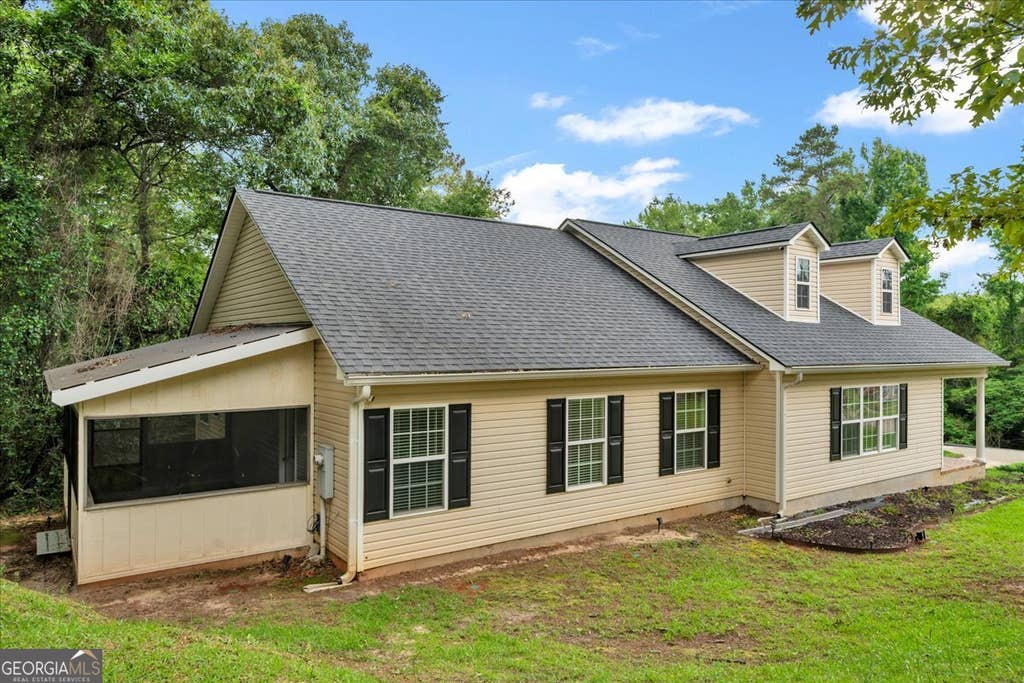 Photo of 222 Blue Ridge Lane, Warner Robins, GA 31088 (MLS # 10780853)