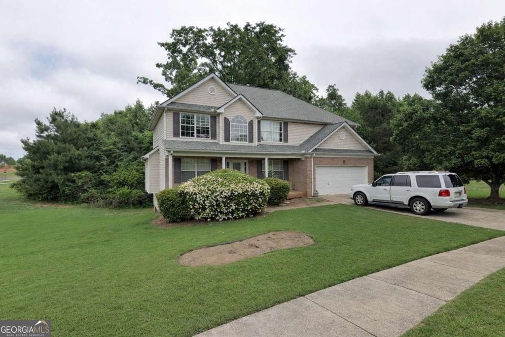 Photo of 526 Canady Court, Hampton, GA 30228 (MLS # 10696006)